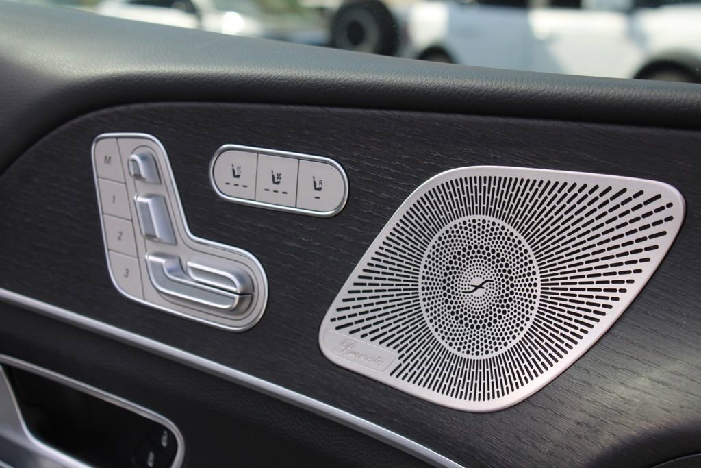 Certified 2023 Mercedes-Benz GLS 580 4MATIC image 13