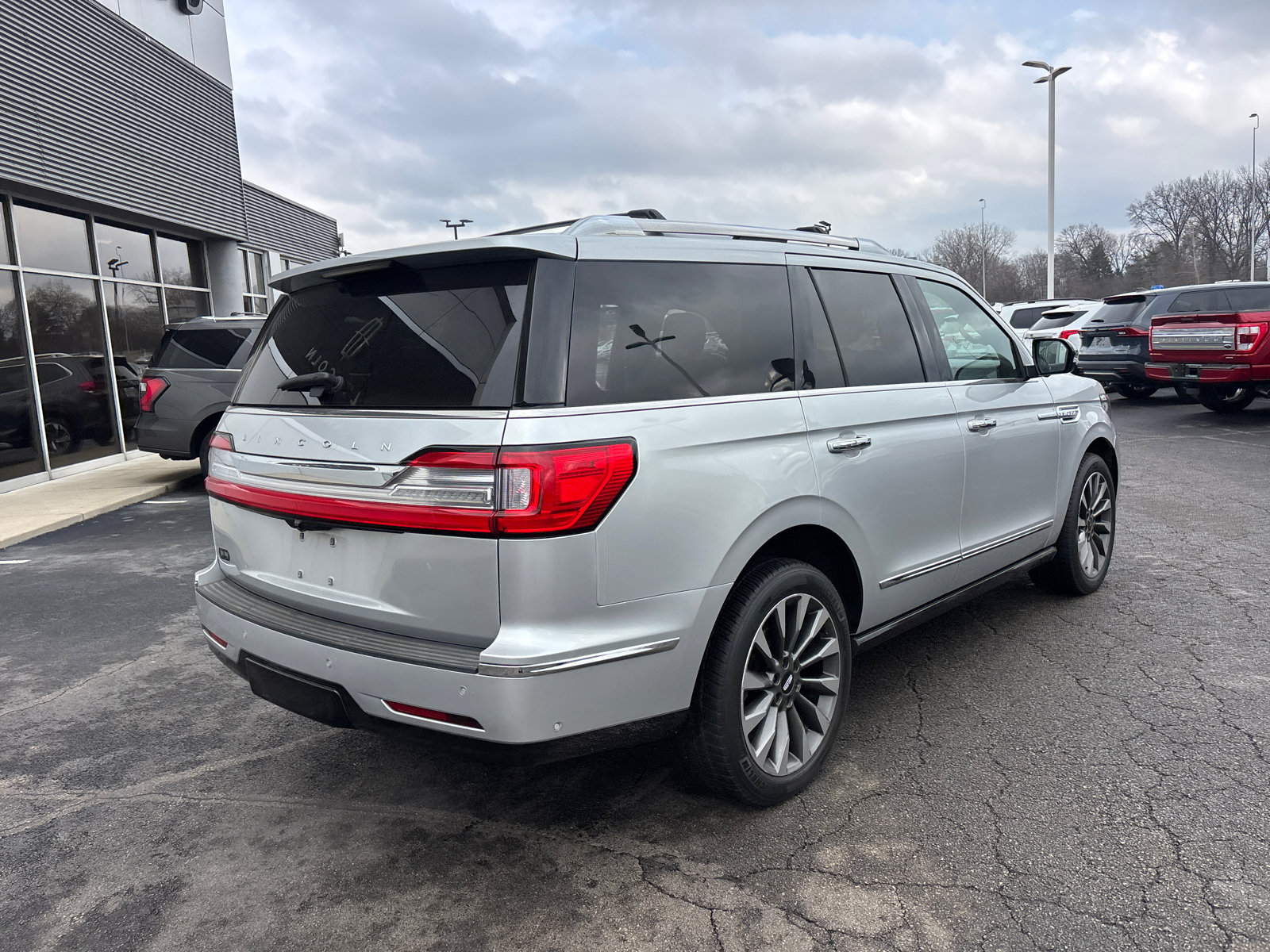 Certified 2019 Lincoln Navigator Select w/ Technology Package image 7