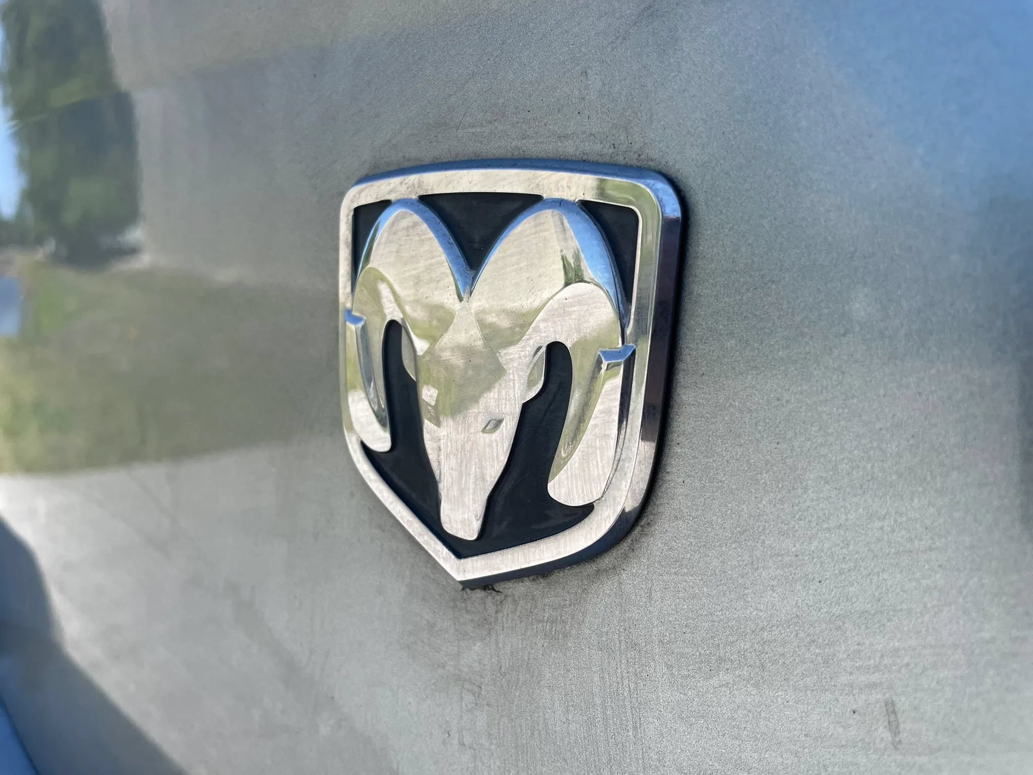 Used 2010 Dodge Avenger SXT FWD image 9