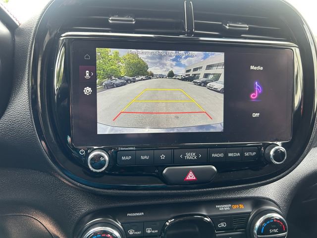 Used 2023 Kia Soul GT-Line FWD image 21