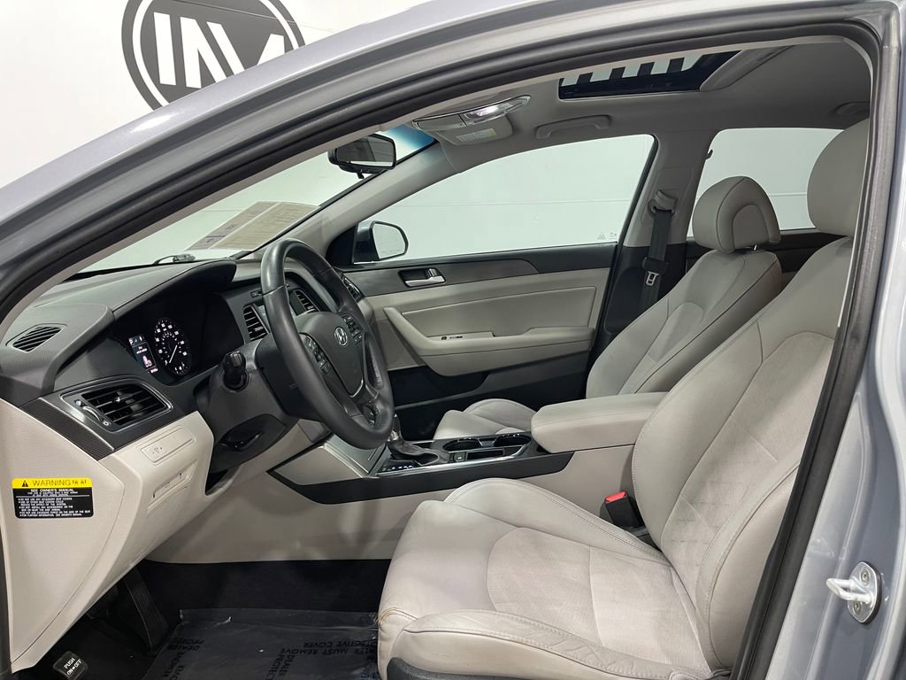 Used 2017 Hyundai Sonata Sport w/ Value Edition Package 02 image 12