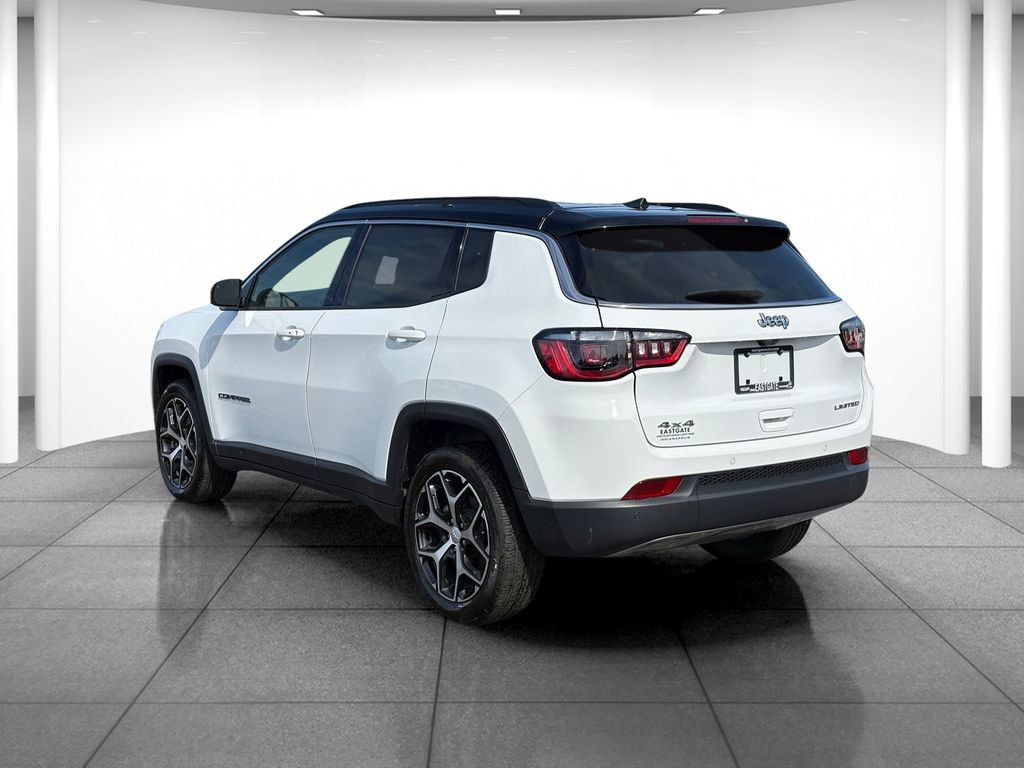 Used 2024 Jeep Compass Limited AWD/4WD image 5