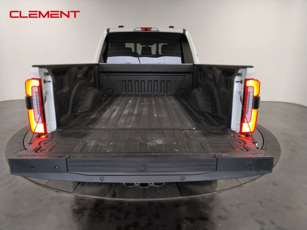 Used 2024 Ford F250 Platinum image 8