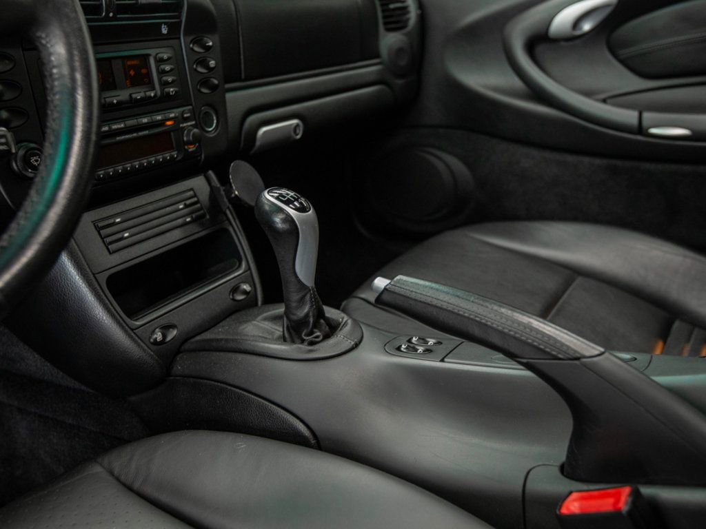 Used 2003 Porsche 911 Carrera RWD image 24