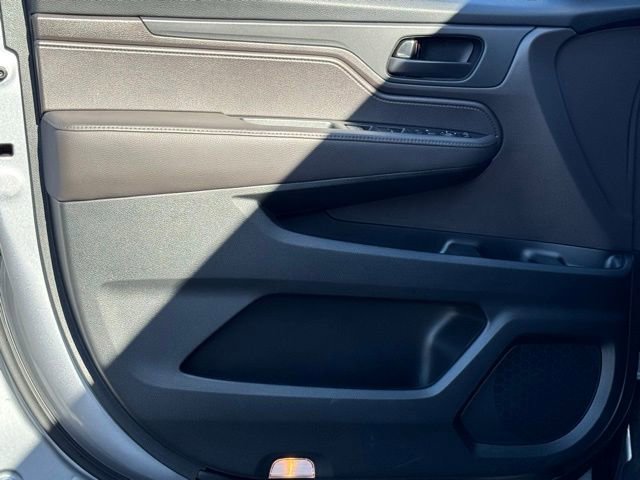 Used 2018 Honda Odyssey EX image 16