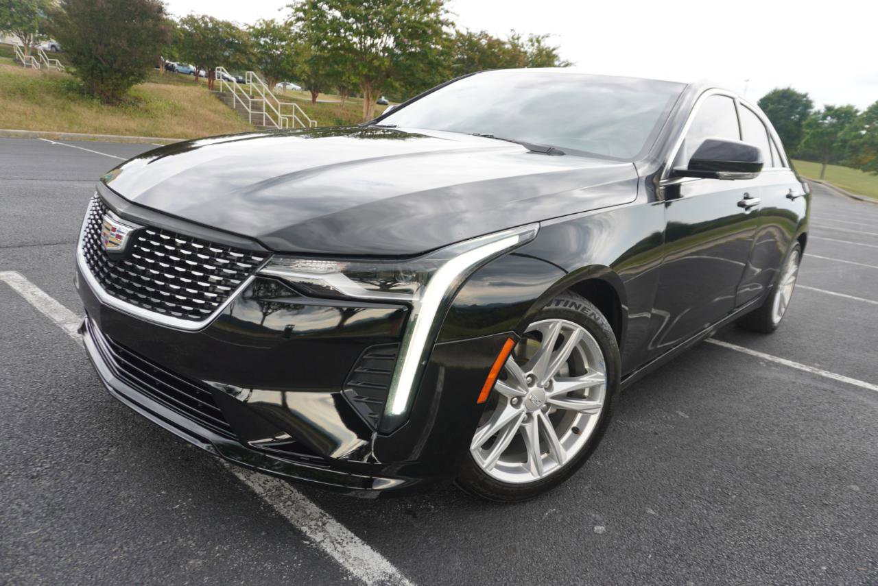 Used 2020 Cadillac CT4 Luxury w/ Sun And Sound Package RWD image 2