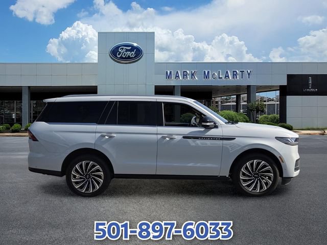 Certified 2025 Lincoln Navigator Black Label AWD/4WD image 6