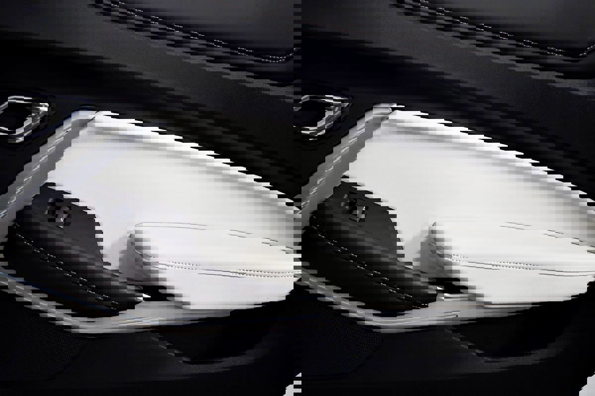 Used 2017 Chevrolet Camaro SS w/ LPO, Ground Effects Package image 37