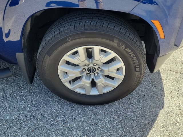Certified 2022 Nissan Frontier SV RWD image 7