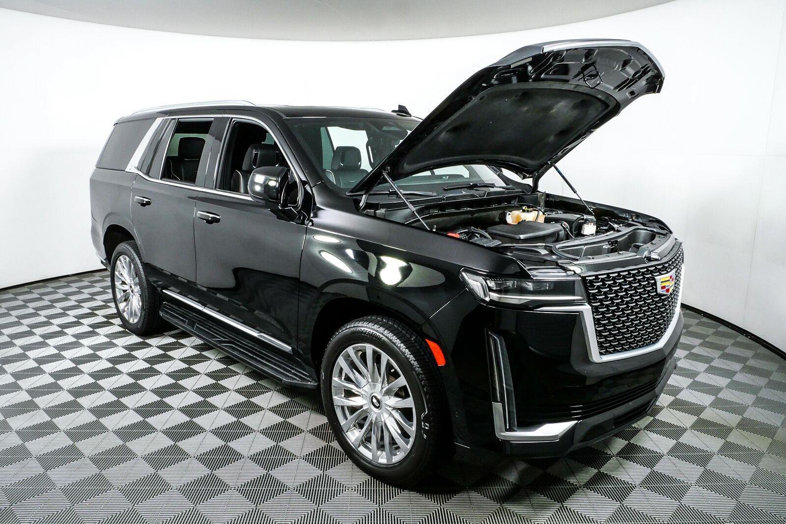 Used 2021 Cadillac Escalade Premium Luxury AWD/4WD image 38