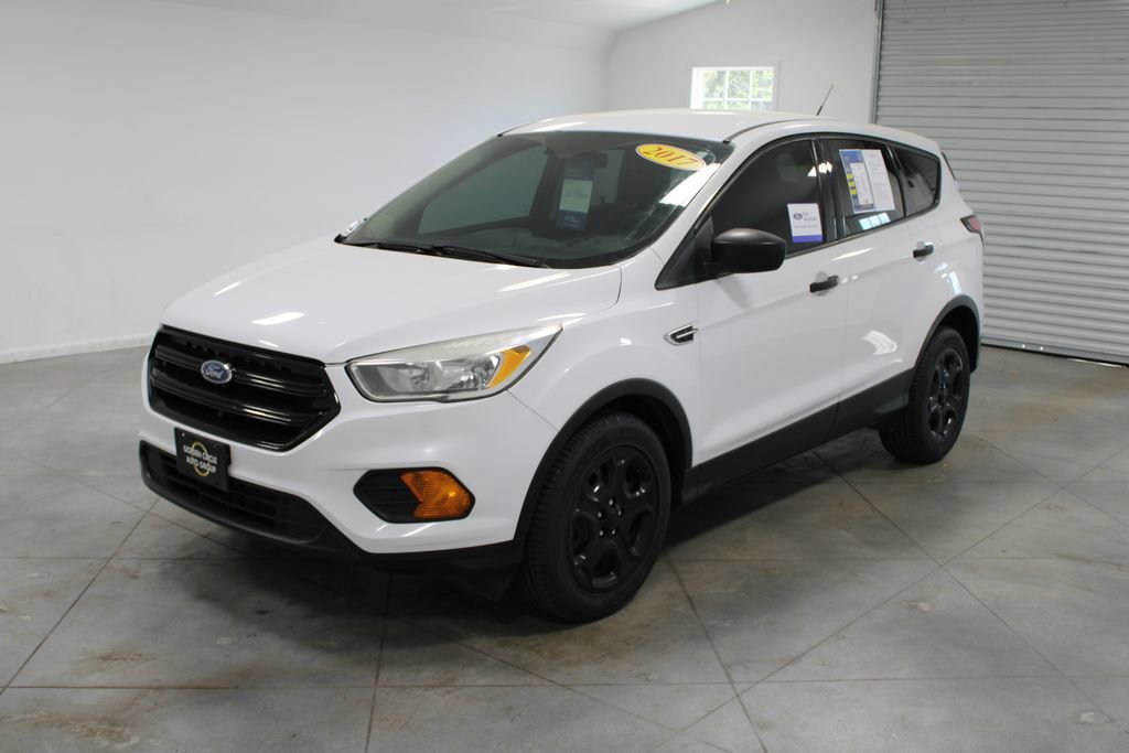 Used 2017 Ford Escape S image 5