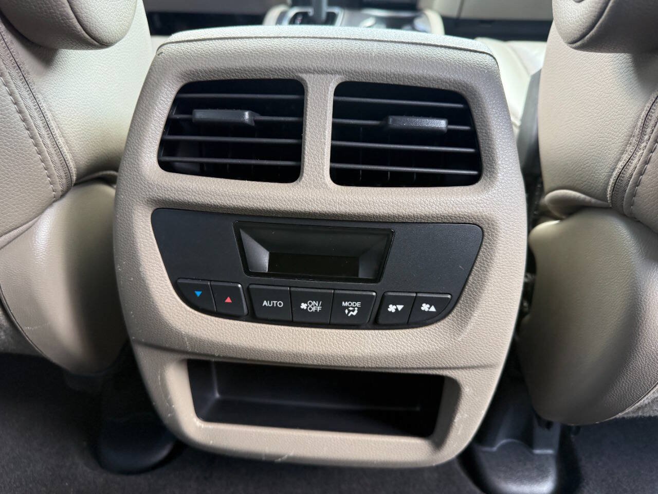 Used 2016 Honda Pilot EX-L image 39