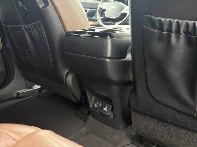 Used 2022 Kia Telluride SX w/ SX Prestige Package AWD/4WD image 32