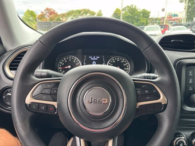 Used 2017 Jeep Renegade Sport w/ Power & Air Group FWD image 19