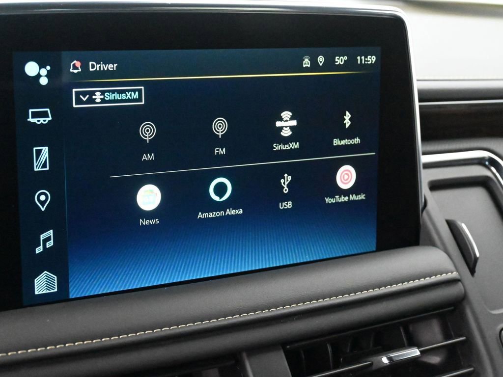 Used 2024 Chevrolet Suburban Premier image 31