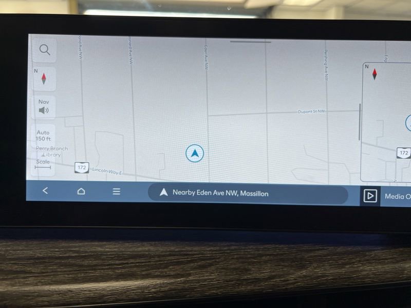 Used 2024 Hyundai Santa Fe Limited AWD/4WD image 30