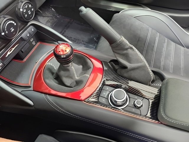 Used 2025 MAZDA MX-5 Miata RF Club RWD image 20