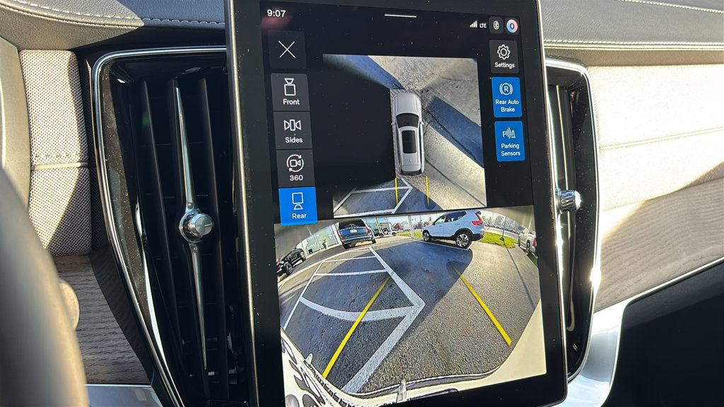New 2027 Volvo XC90 B6 Plus AWD/4WD image 20