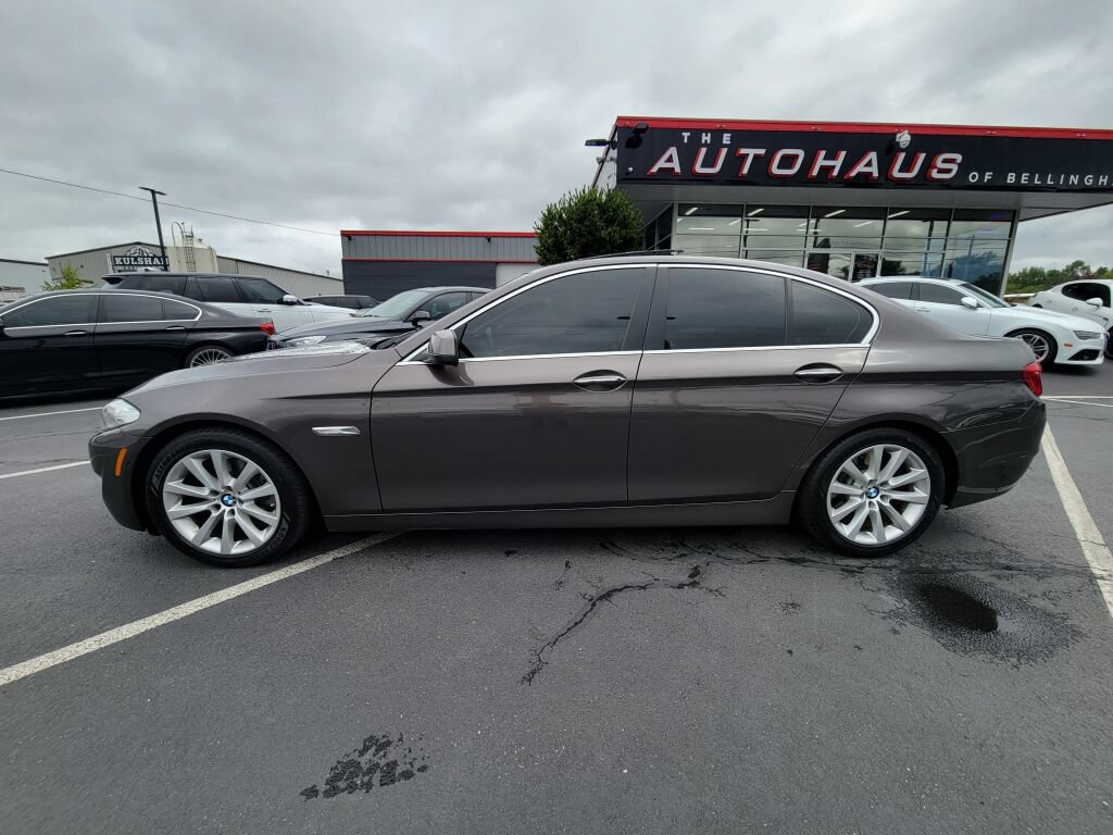 Used 2013 BMW 528i xDrive Sedan AWD/4WD image 11