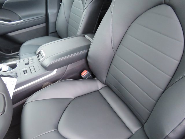 New 2026 Toyota Highlander XLE image 17