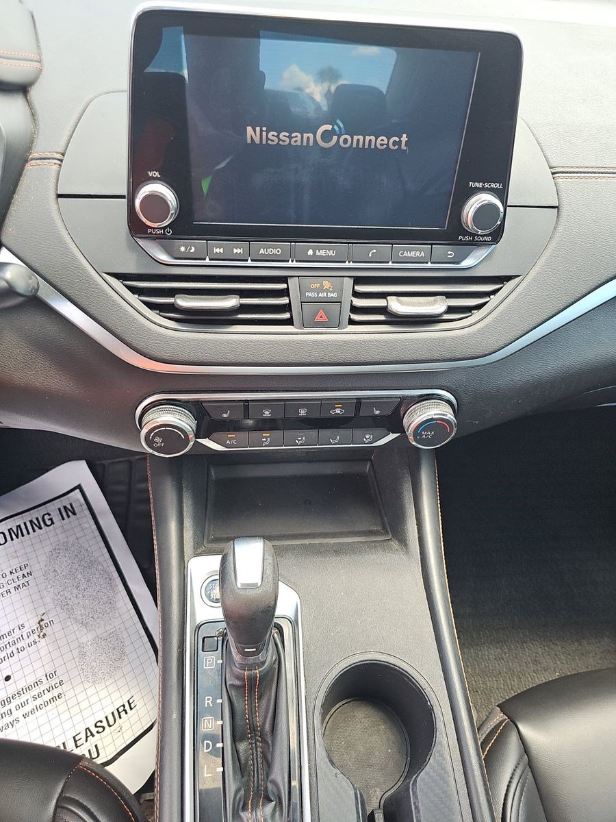 Used 2019 Nissan Altima 2.5 SR w/ SR Premium Package AWD/4WD image 15