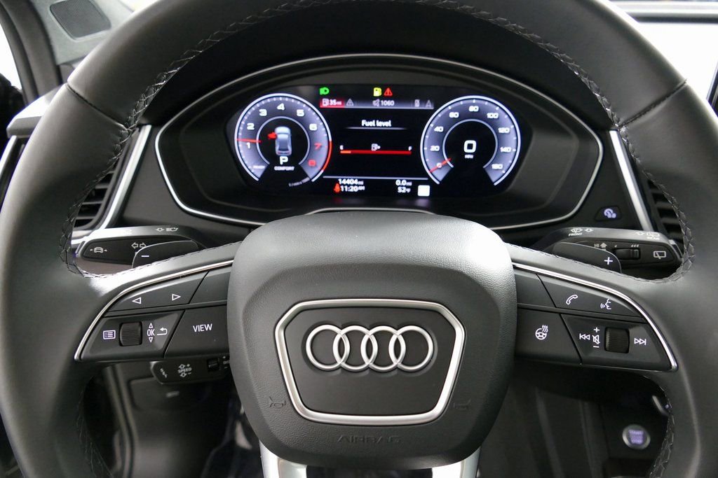 Used 2025 Audi Q5 2.0T Premium Plus w/ Premium Plus Package image 17
