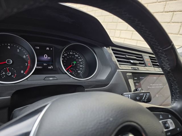 Used 2019 Volkswagen Tiguan SE image 31
