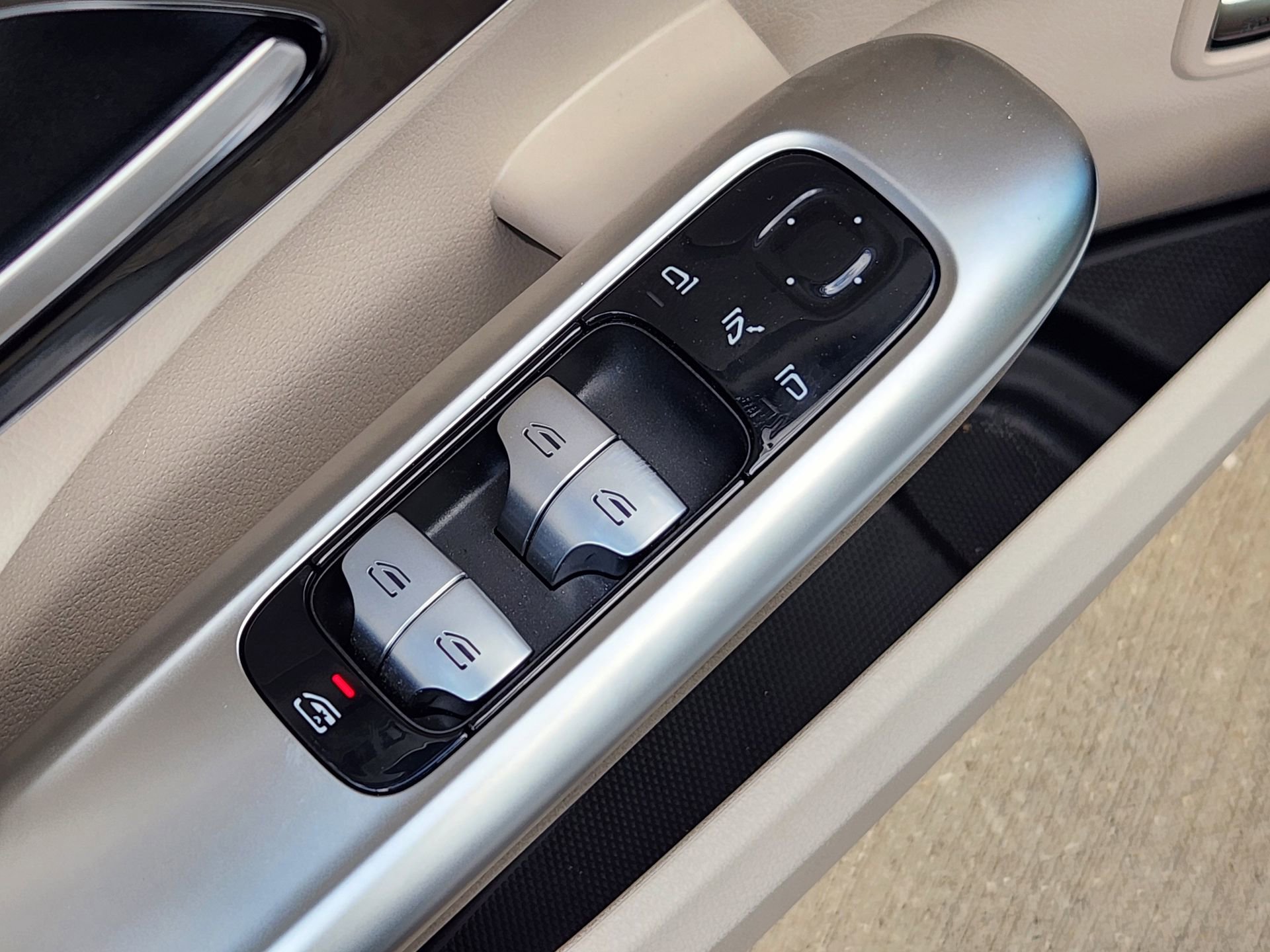 Certified 2026 Mercedes-Benz C 300 Sedan image 22