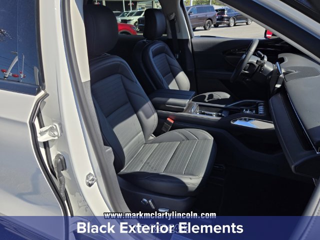 New 2026 Lincoln Nautilus Reserve w/ Jet Appearance Package AWD/4WD image 16