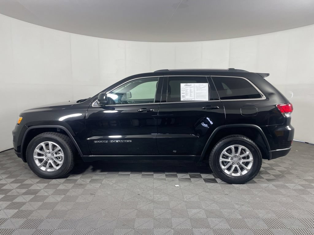 Certified 2021 Jeep Grand Cherokee Laredo X AWD/4WD image 4