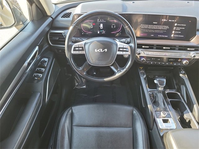 Used 2023 Kia Telluride S image 11