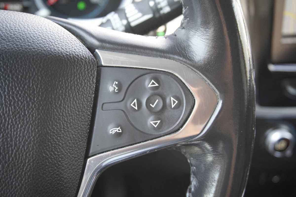 Used 2019 Chevrolet Traverse LT w/ LT Premium Package AWD/4WD image 17
