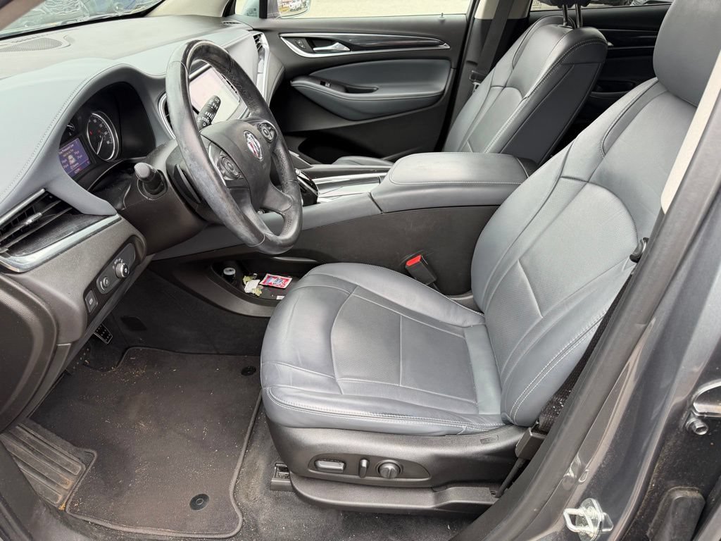 Used 2020 Buick Enclave Essence FWD image 25
