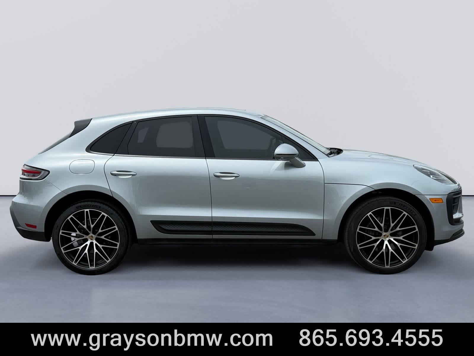 Used 2024 Porsche Macan AWD/4WD image 2