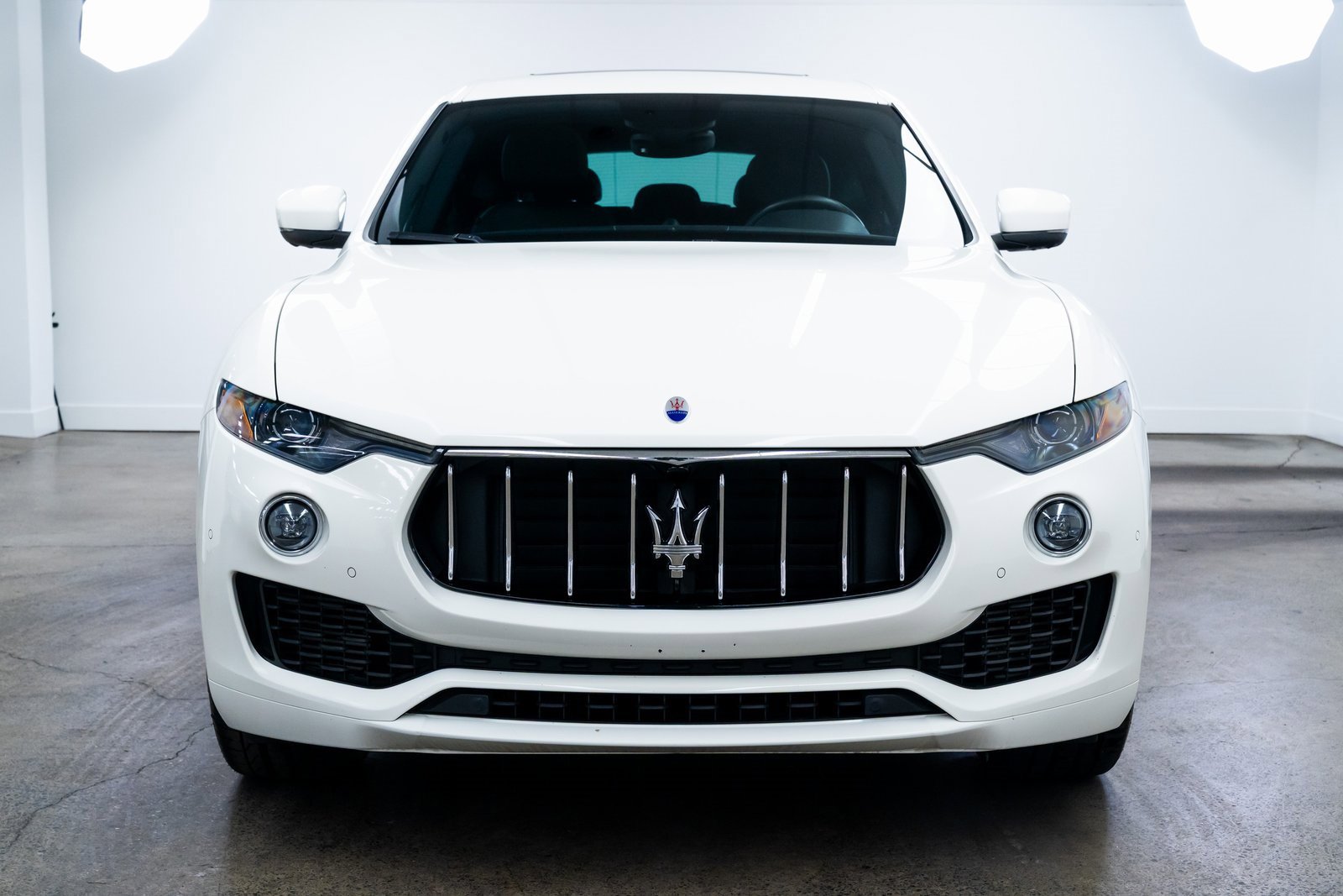 Used 2021 Maserati Levante S image 2
