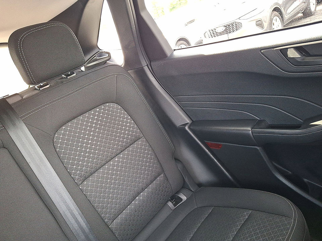 Certified 2025 Ford Escape Active AWD/4WD image 14