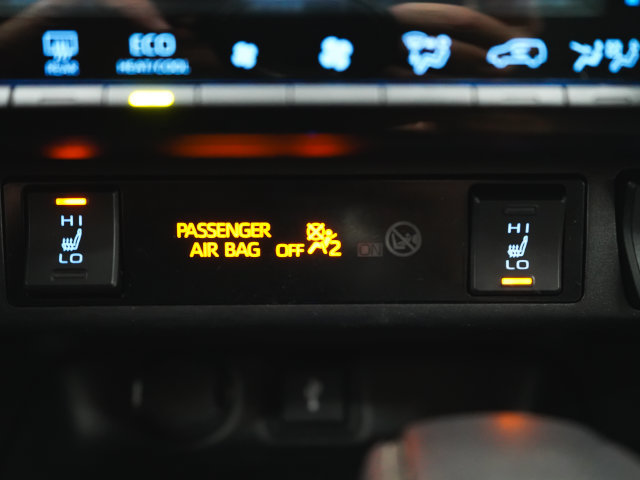 Used 2022 Toyota RAV4 XLE w/ Convenience Package AWD/4WD image 33