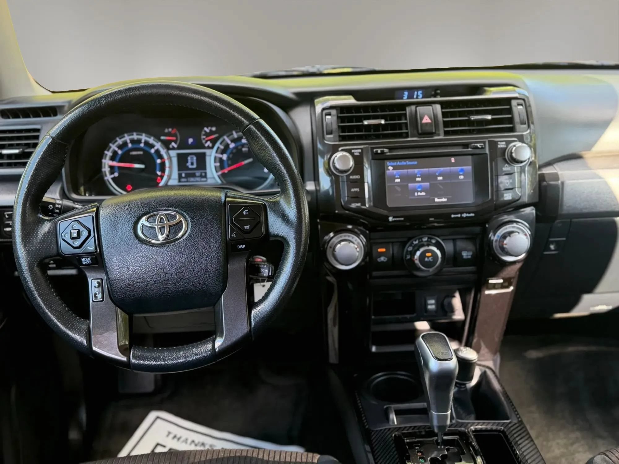 Used 2018 Toyota 4Runner TRD Off-Road AWD/4WD image 19