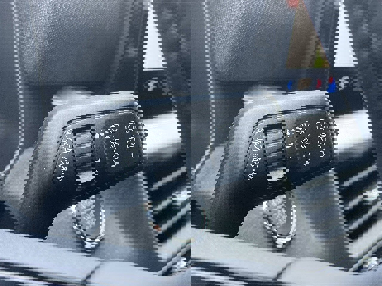 New 2026 Ford Explorer Platinum image 12