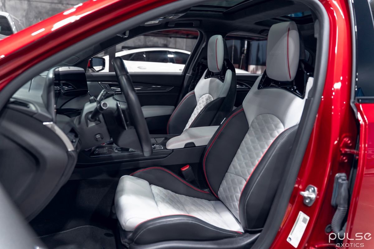 Used 2025 Cadillac CT5 V Blackwing w/ Super Cruise 1 Package image 10