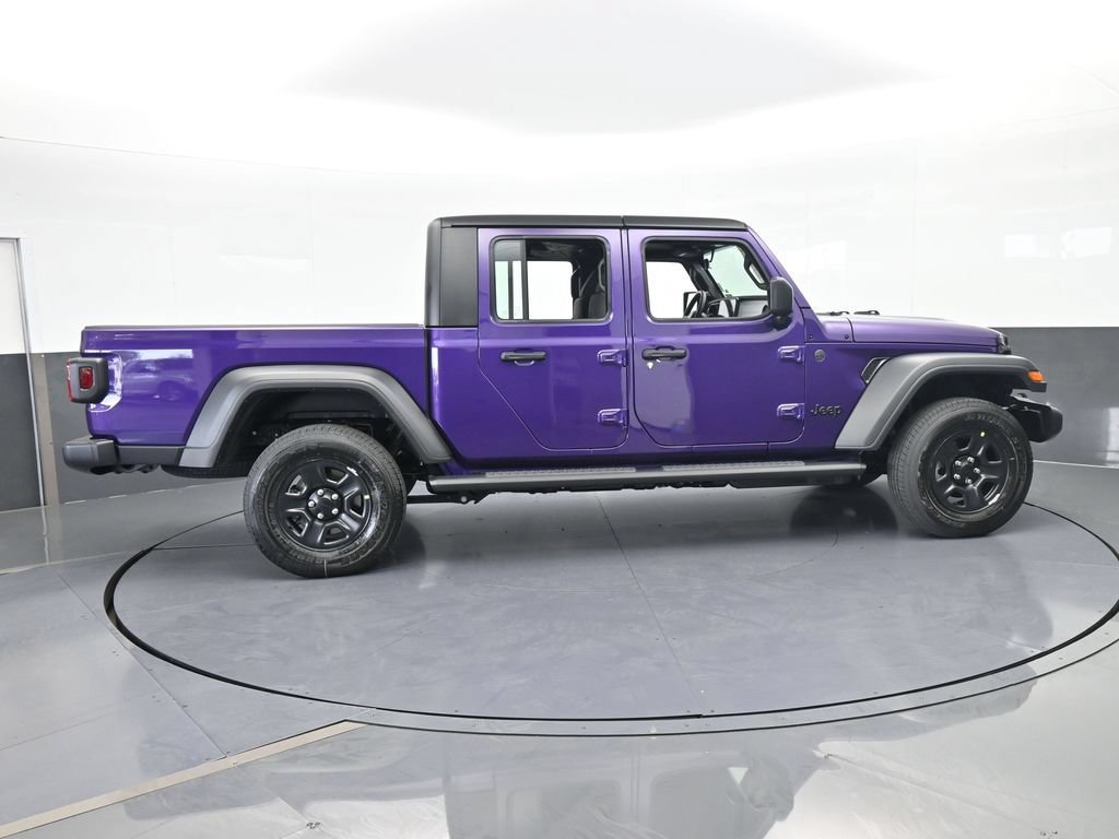 New 2026 Jeep Gladiator Sport AWD/4WD image 7