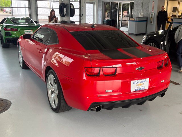 Used 2010 Chevrolet Camaro SS w/ RS Package RWD image 4