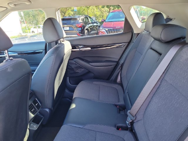 Used 2024 Kia Seltos X-Line AWD/4WD image 14