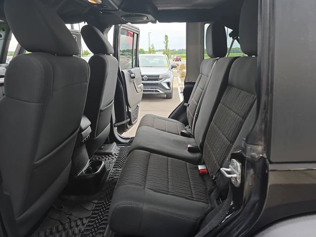 Used 2012 Jeep Wrangler Unlimited Sport AWD/4WD image 16