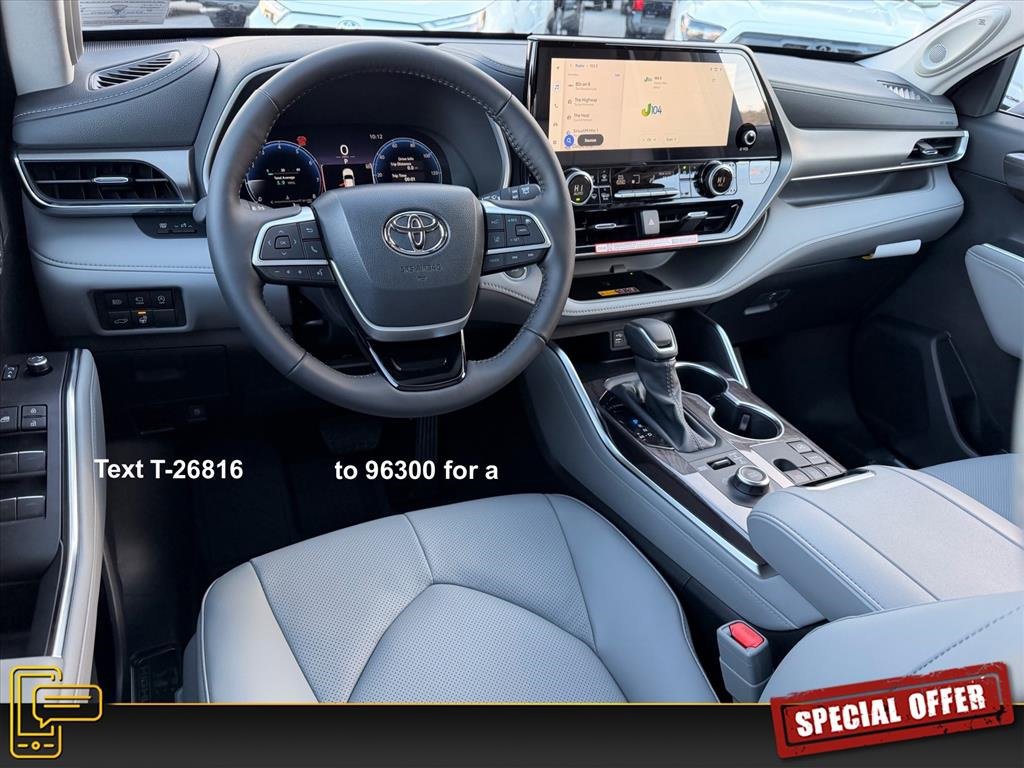 Used 2026 Toyota Highlander Limited image 6