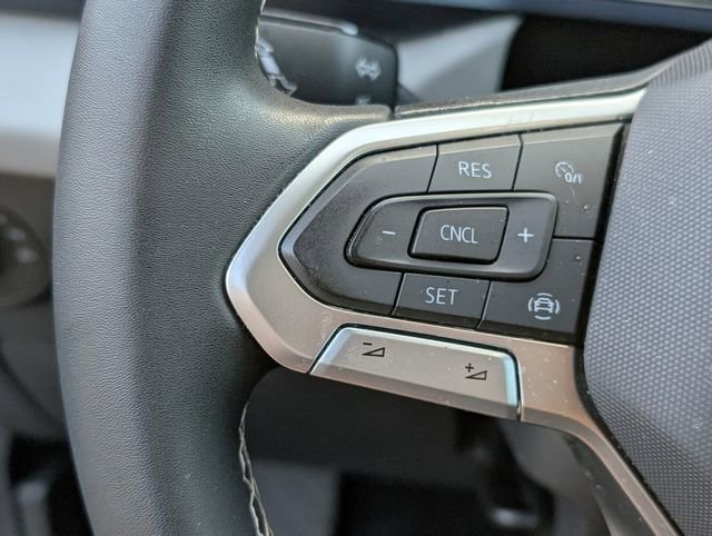 Used 2022 Volkswagen Taos SE image 24