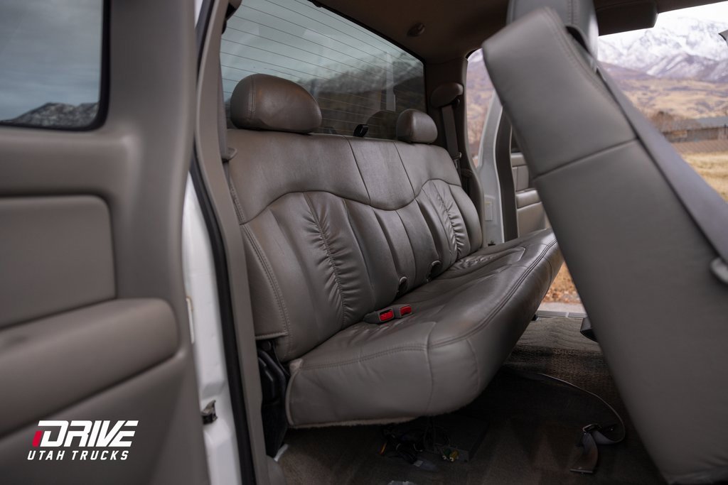 Used 2002 Chevrolet Silverado 2500 LT w/ Off-Road Skid Plate Pkg image 15