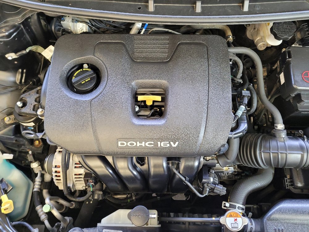 Used 2017 Kia Forte LX image 30