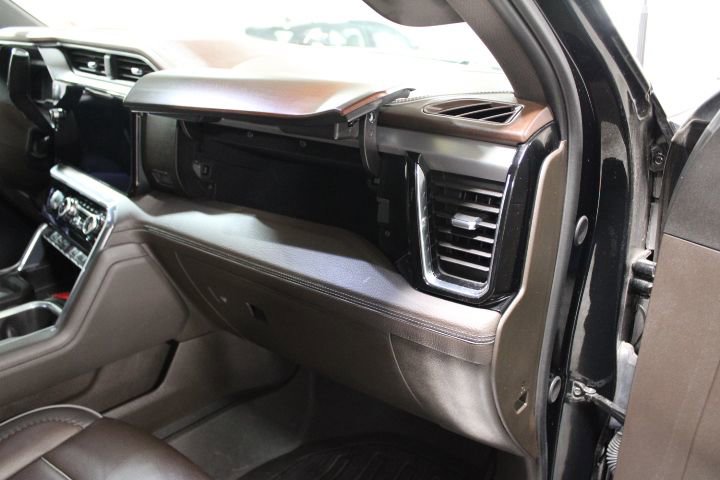 Used 2024 GMC Sierra 2500 Denali w/ Denali Reserve Package image 29