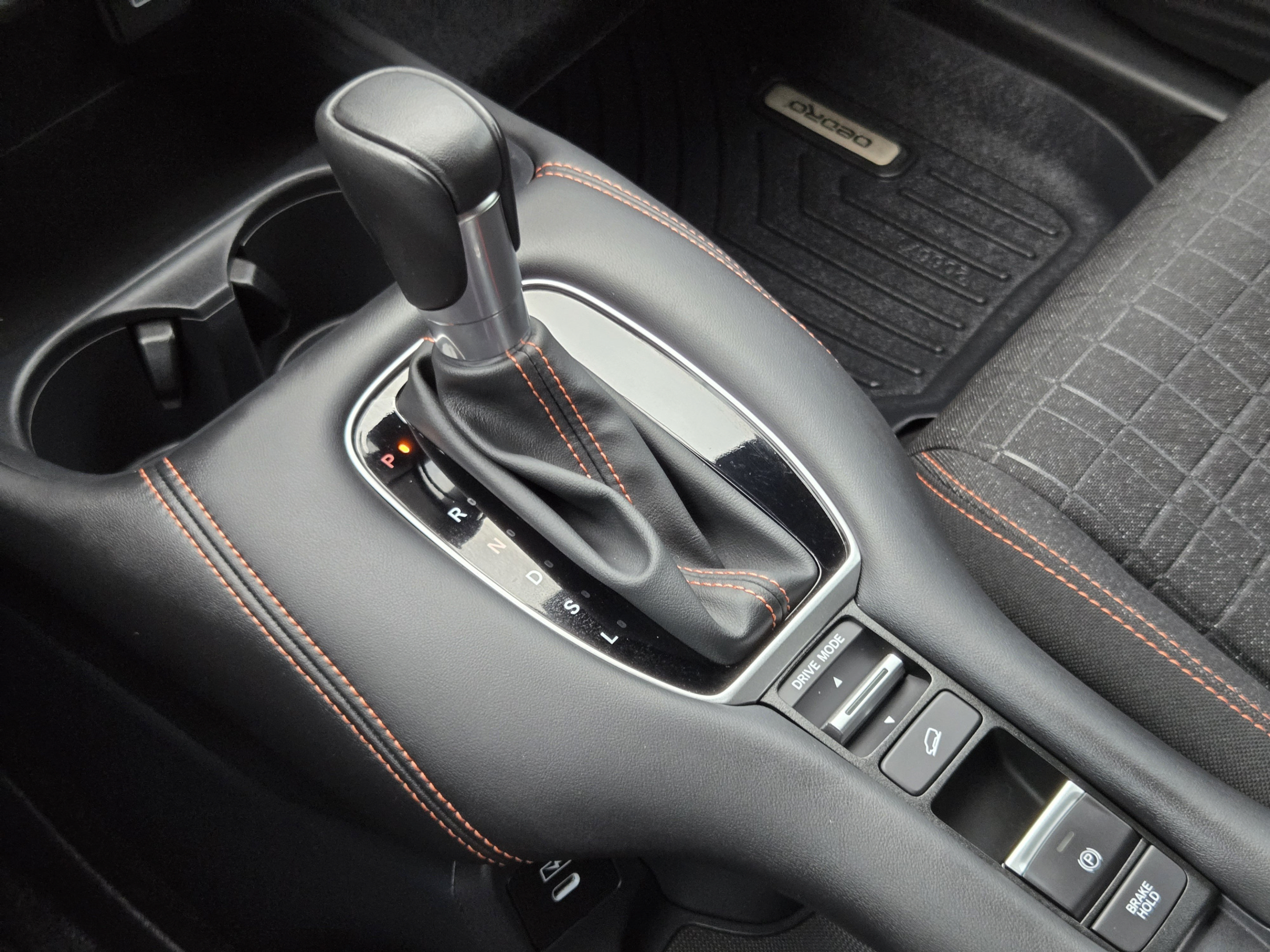 Used 2025 Honda HR-V Sport image 16